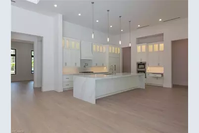 5025 Boxwood Way, Naples, FL 34116 - Photo 13