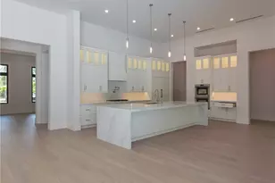 5025 Boxwood Way, Naples, FL 34116 - Photo 13