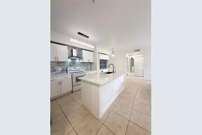 11500 Villa Grand #306, Fort Myers, FL 33913 - Photo 9