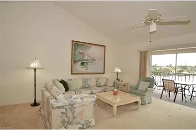 10682 Gulfshore Dr #304 C, Naples, FL 34108 - Photo 5