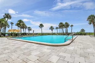 10851 Gulf Shore Dr, Naples, FL 34108 - Photo 31