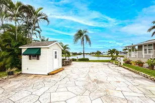 3063 Waterview Point, Naples, FL 34120 - Photo 5