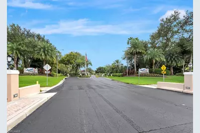 3063 Waterview Pt, Naples, FL 34120 - Photo 9