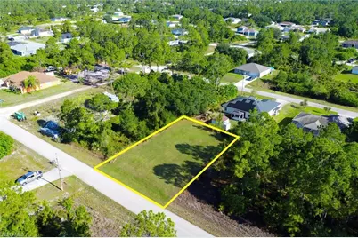 1131 E Craft St, Lehigh Acres, FL 33936 - Photo 1