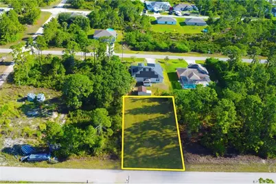 1131 E Craft St, Lehigh Acres, FL 33936 - Photo 3