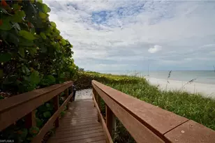 10851 Gulf Shore Dr, Naples, FL 34108 - Photo 31