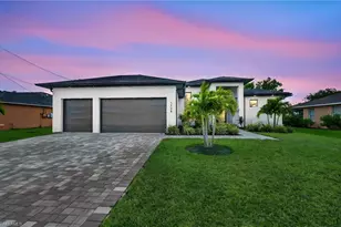3724 SW 3rd St, Cape Coral, FL 33991 - Photo 1