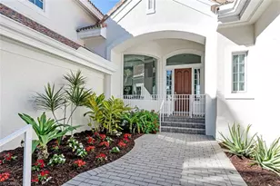 2540 Half Moon Walk, Naples, FL 34102 - Photo 3