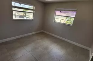 3325 Airport Rd N, Naples, FL 34105 - Photo 11