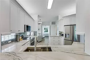 805 Bentwater Cir, Naples, FL 34108 - Photo 5