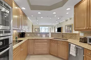 832 Tanbark Dr, Naples, FL 34108 - Photo 5