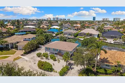 324 Waterleaf Ct, Marco Island, FL 34145 - Photo 31