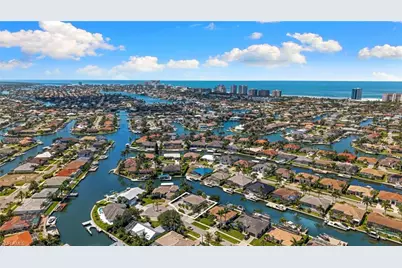 324 Waterleaf Ct, Marco Island, FL 34145 - Photo 37