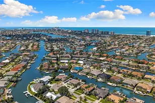 324 Waterleaf Ct, Marco Island, FL 34145 - Photo 37