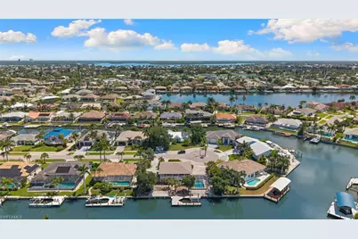 324 Waterleaf Ct, Marco Island, FL 34145 - Photo 35