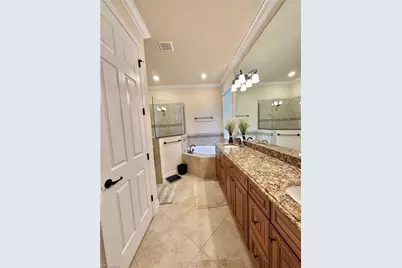 28518 Westmeath Ct, Bonita Springs, FL 34135 - Photo 9