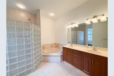 4388 Pomarine Ct, Naples, FL 34119 - Photo 21
