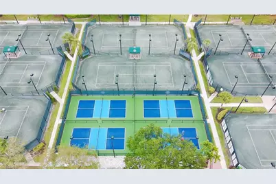 4388 Pomarine Ct, Naples, FL 34119 - Photo 5