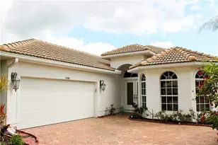 4388 Pomarine Ct, Naples, FL 34119 - Photo 9