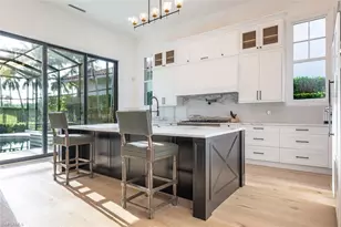2749 Medallist Ln, Naples, FL 34109 - Photo 5