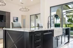 2749 Medallist Ln, Naples, FL 34109 - Photo 7