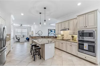 28111 Wicklow Ct, Bonita Springs, FL 34135 - Photo 7