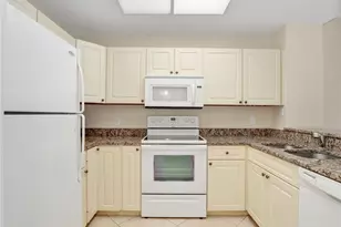 201 Arbor Lake Dr, Naples, FL 34110 - Photo 13