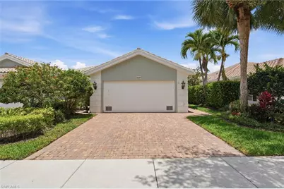 28207 Islet Trl, Bonita Springs, FL 34135 - Photo 3