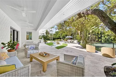 111 Caribbean Rd, Naples, FL 34108 - Photo 3