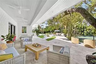 111 Caribbean Rd, Naples, FL 34108 - Photo 3