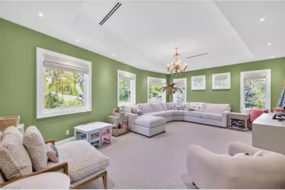111 Caribbean Rd, Naples, FL 34108 - Photo 31