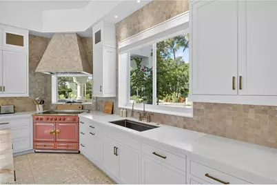 111 Caribbean Rd, Naples, FL 34108 - Photo 15