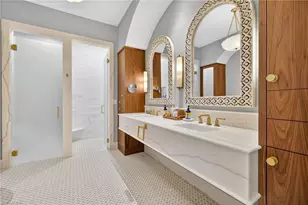 111 Caribbean Rd, Naples, FL 34108 - Photo 23