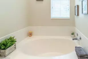 28495 Villagewalk Blvd, Bonita Springs, FL 34135 - Photo 29