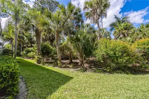 1125 Partridge Cir, Naples, FL 34104 - Photo 23