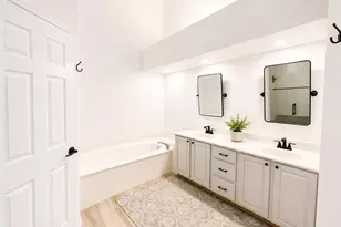 27123 Kindlewood Ln, Bonita Springs, FL 34134 - Photo 15