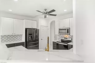 3972 Ruxton Rd, Naples, FL 34116 - Photo 7