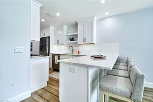 2100 Gulf Shore Blvd N, Naples, FL 34102 - Photo 13