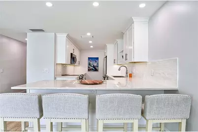 2100 Gulf Shore Blvd N #107, Naples, FL 34102 - Photo 11