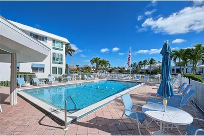 2100 Gulf Shore Blvd N #107, Naples, FL 34102 - Photo 27