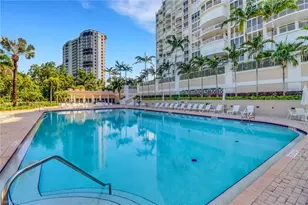 7117 Pelican Bay Blvd, Naples, FL 34108 - Photo 29