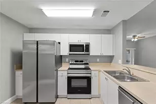 4109 Bellasol Cir, Fort Myers, FL 33916 - Photo 11