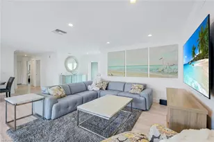 1250 Tuna Ct, Naples, FL 34102 - Photo 5