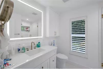 1250 Tuna Ct, Naples, FL 34102 - Photo 21