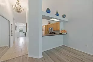 357 Robin Hood Cir, Naples, FL 34104 - Photo 13