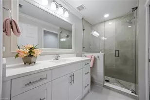 2400 Bayou Ln, Naples, FL 34112 - Photo 19