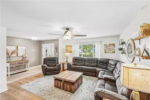 26925 Piva Ct, Bonita Springs, FL 34135 - Photo 5