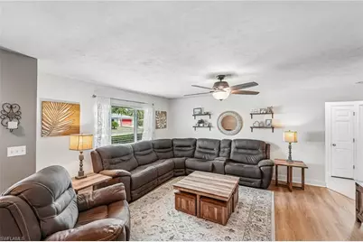 26925 Piva Ct, Bonita Springs, FL 34135 - Photo 7