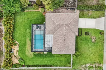 26925 Piva Ct, Bonita Springs, FL 34135 - Photo 37