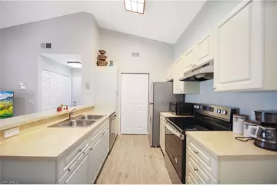 2058 Arbour Walk Cir #3322, Naples, FL 34109 - Photo 7